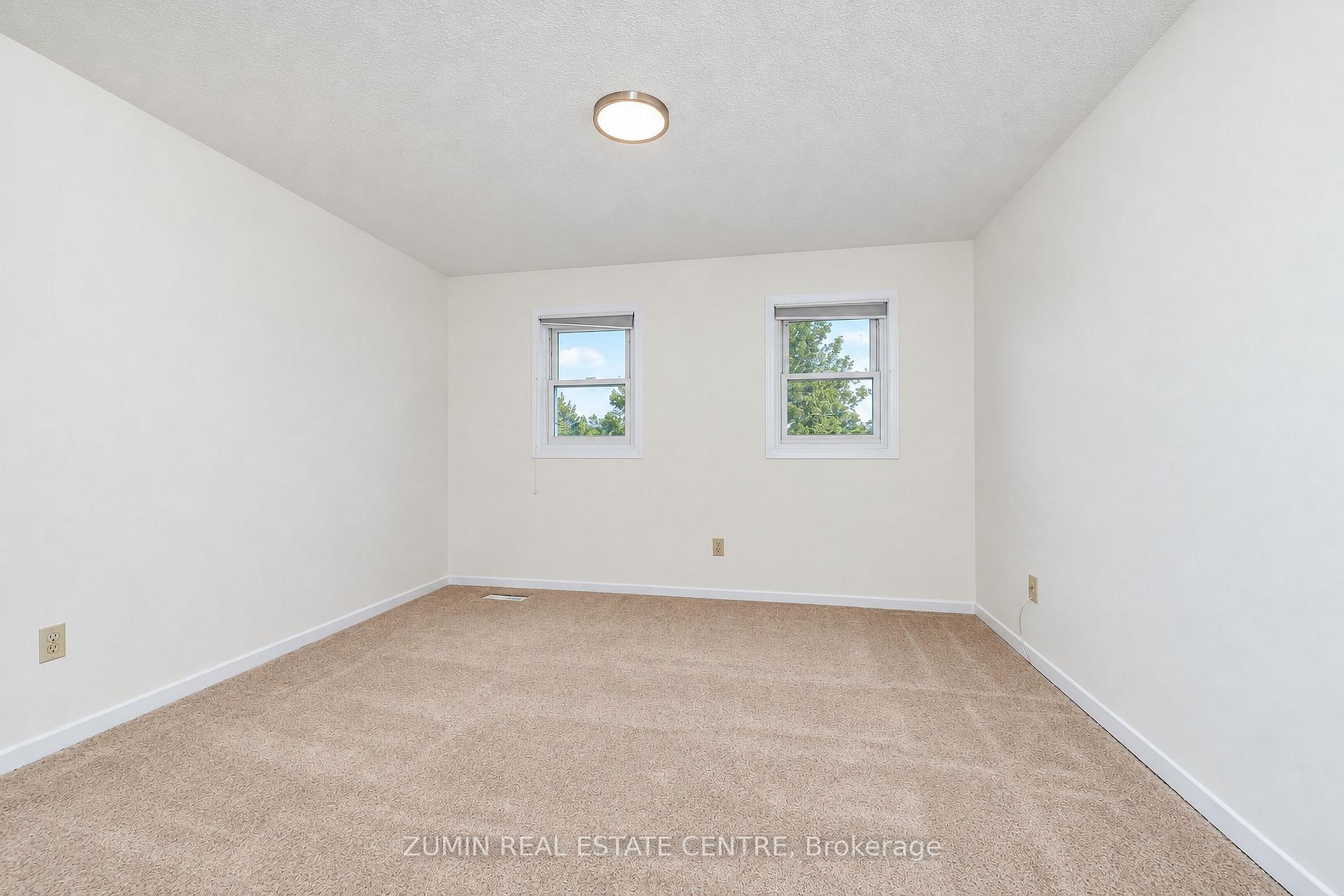 Photo 23 of 11 Whittington Court, Ajax, South West — HOMEH