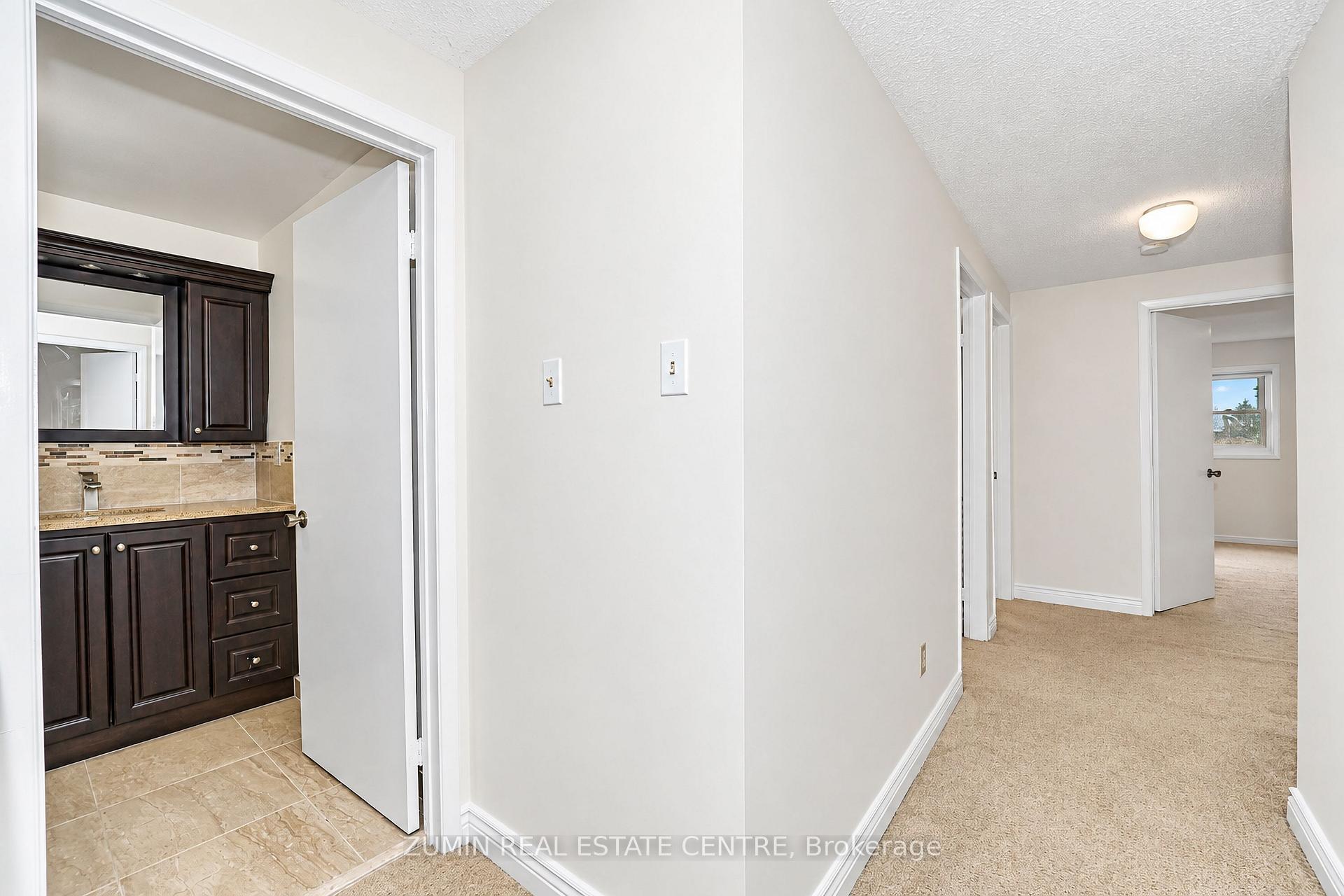 Photo 26 of 11 Whittington Court, Ajax, South West — HOMEH