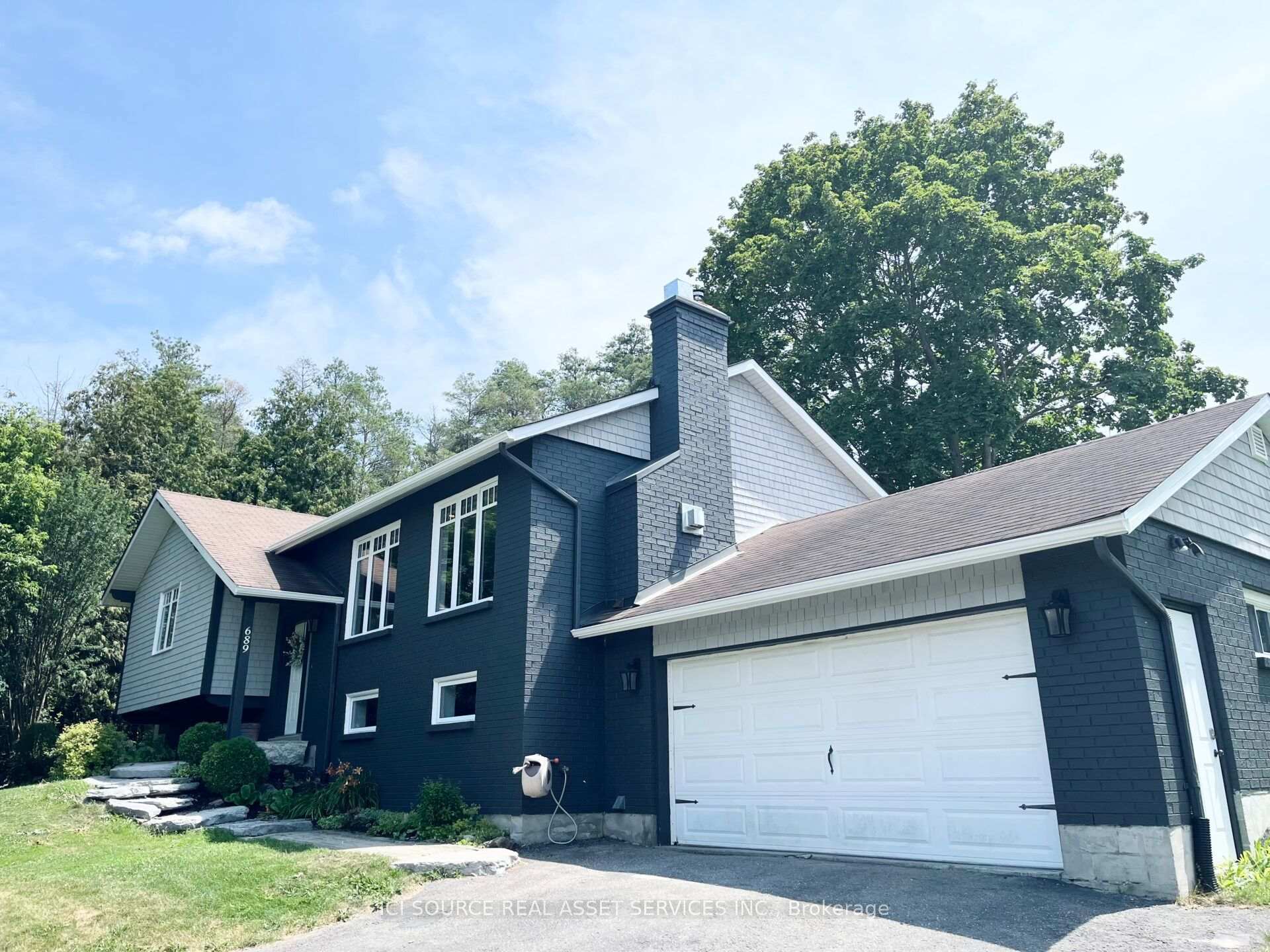 Photo of 689 Ravenshoe Road