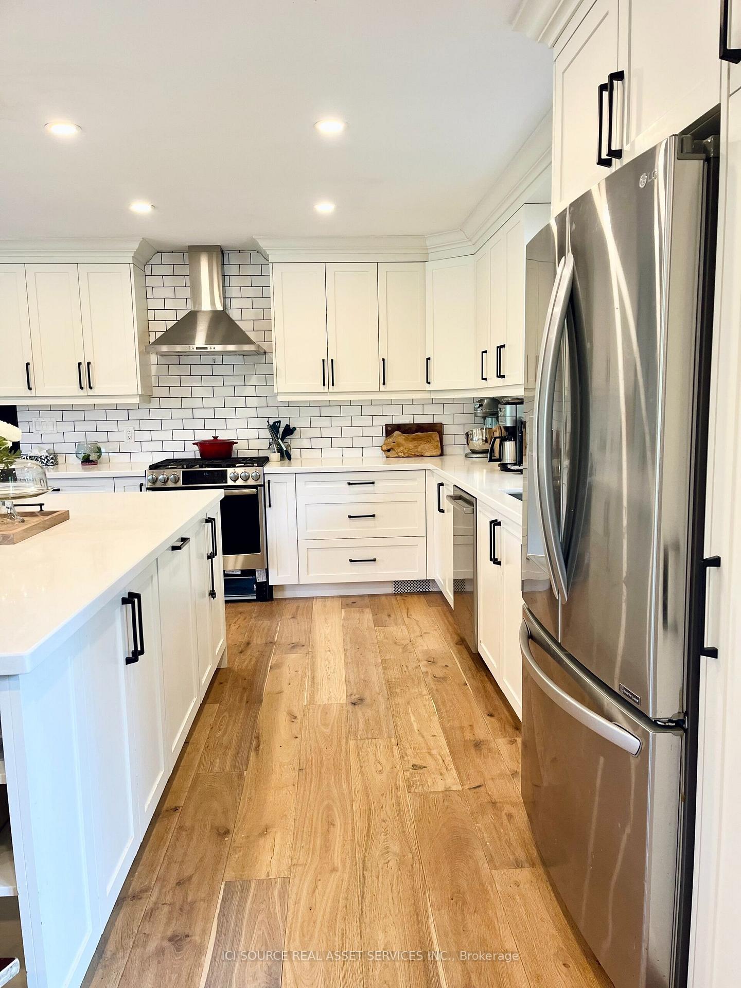 Photo 12 of 689 Ravenshoe Road, Uxbridge, Rural Uxbridge — HOMEH