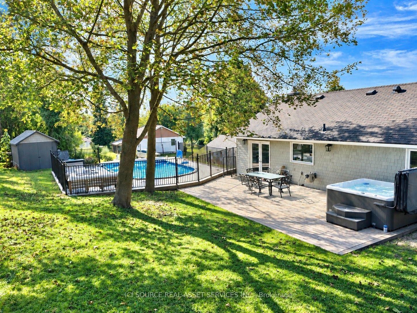 Photo 48 of 689 Ravenshoe Road, Uxbridge, Rural Uxbridge — HOMEH