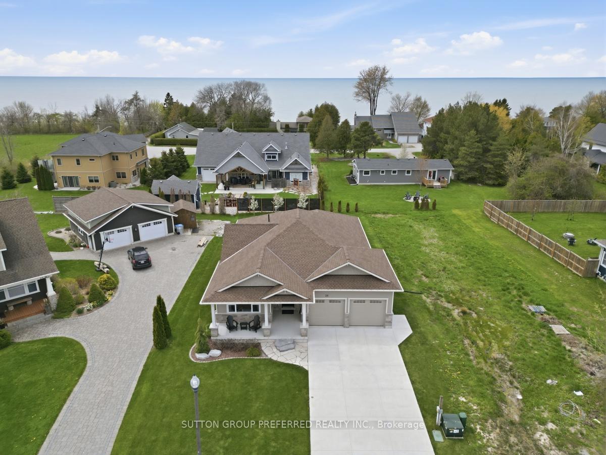 Photo 2 of 26 Thimbleweed Drive, Bluewater, Bayfield — HOMEH