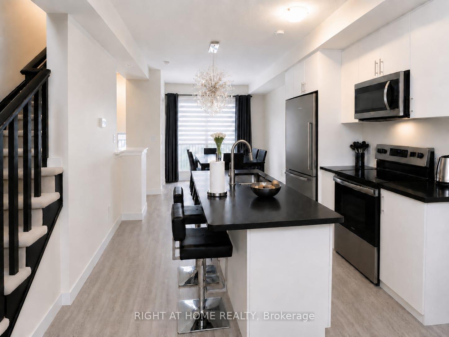 Photo 3 of Unit 15, 590 North Service Road, Hamilton, Lakeshore — HOMEH