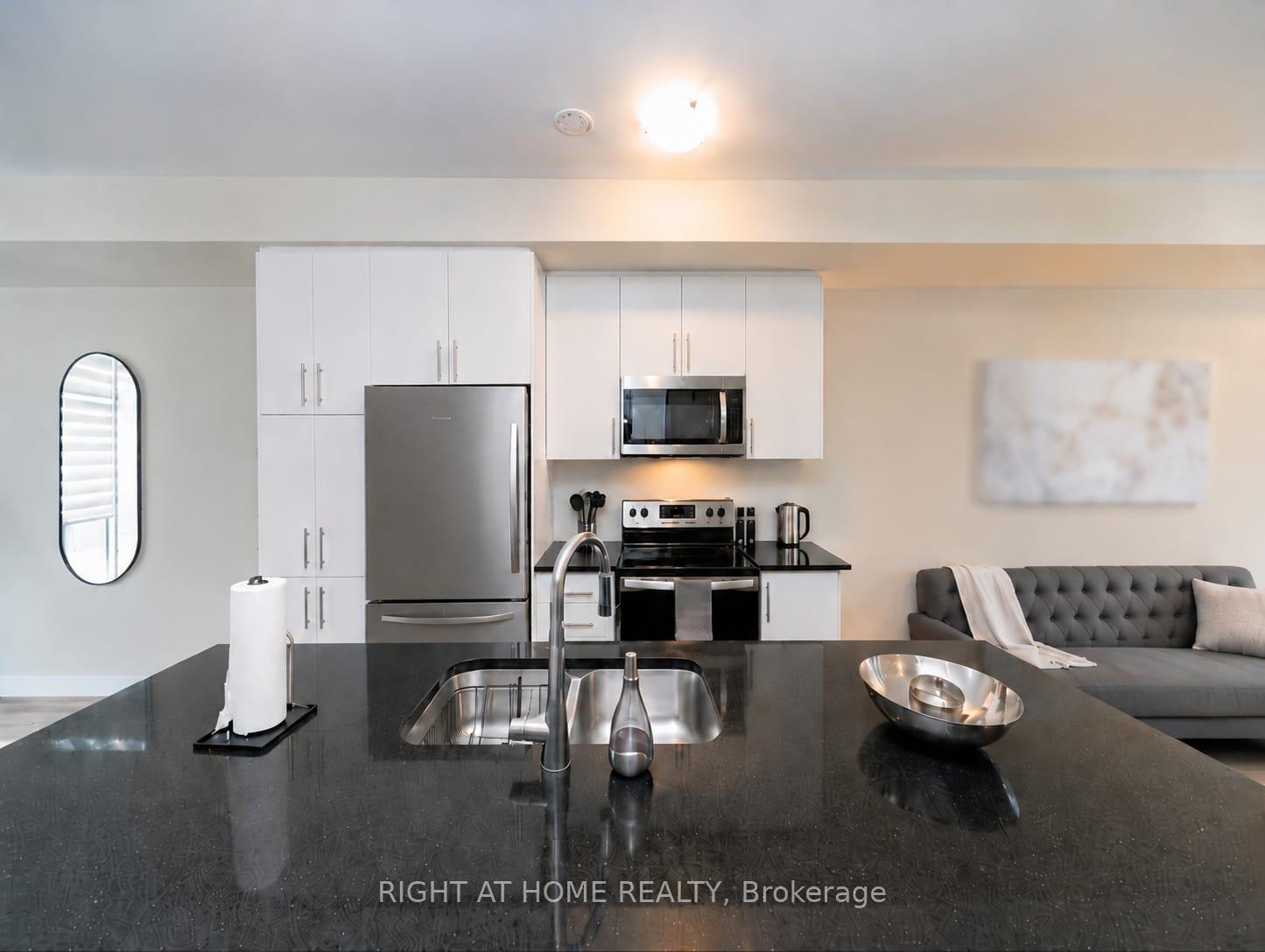 Photo 5 of Unit 15, 590 North Service Road, Hamilton, Lakeshore — HOMEH