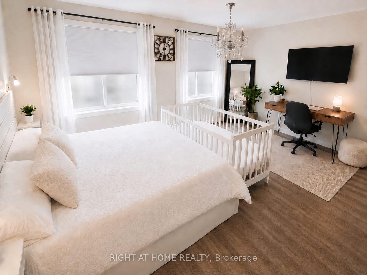 Photo 10 of Unit 15, 590 North Service Road, Hamilton, Lakeshore — HOMEH