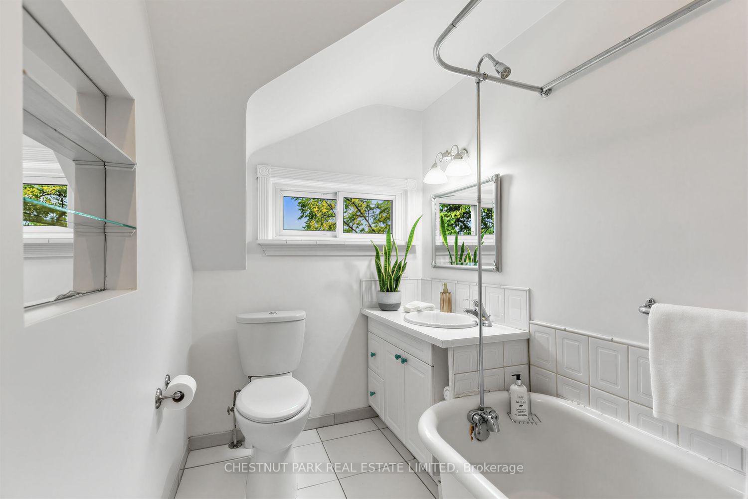Photo 23 of 1394 Davenport Road, Toronto, Corso Italia-Davenport — HOMEH