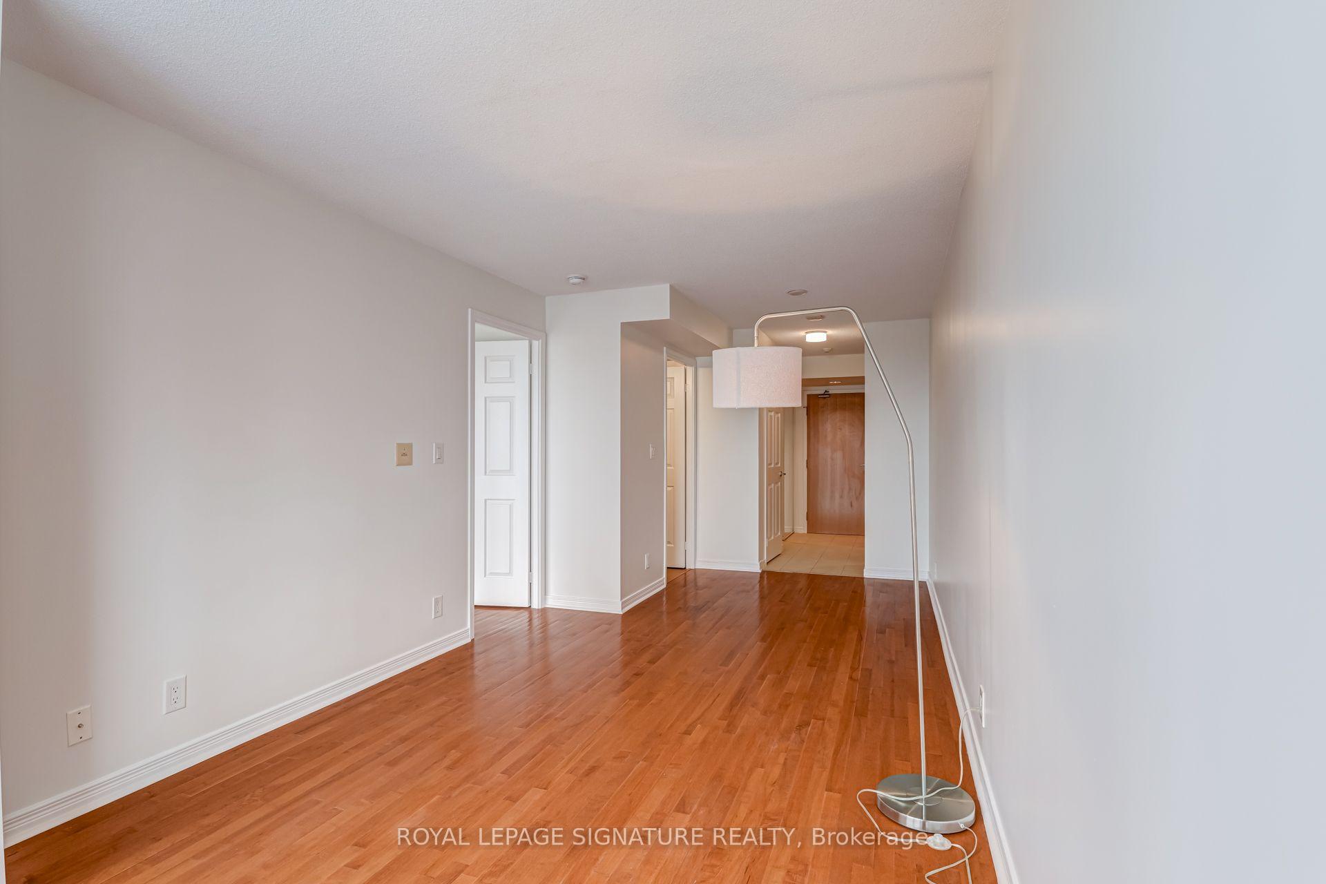 Photo 6 of Unit 612, 736 Spadina Avenue, Toronto, University — HOMEH