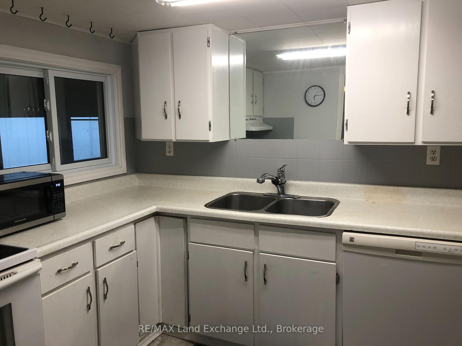 Photo 18 of 188 Broadway Street, Kincardine — HOMEH