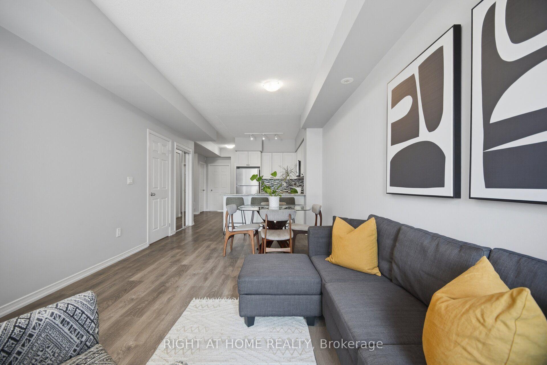 Photo 11 of Unit 233, 515 Kingbird Grove, Scarborough, Rouge — HOMEH