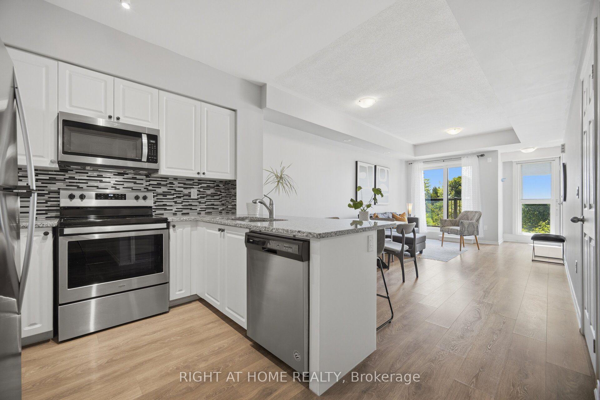 Photo 16 of Unit 233, 515 Kingbird Grove, Scarborough, Rouge — HOMEH