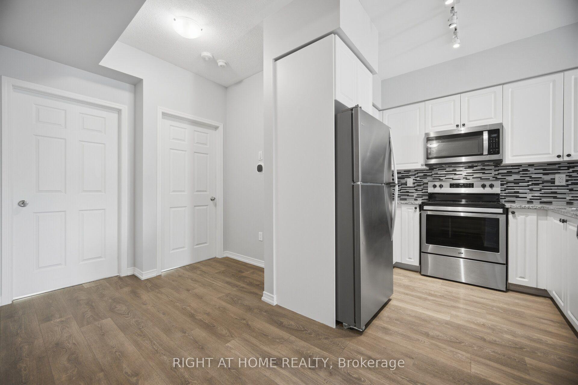 Photo 22 of Unit 233, 515 Kingbird Grove, Scarborough, Rouge — HOMEH