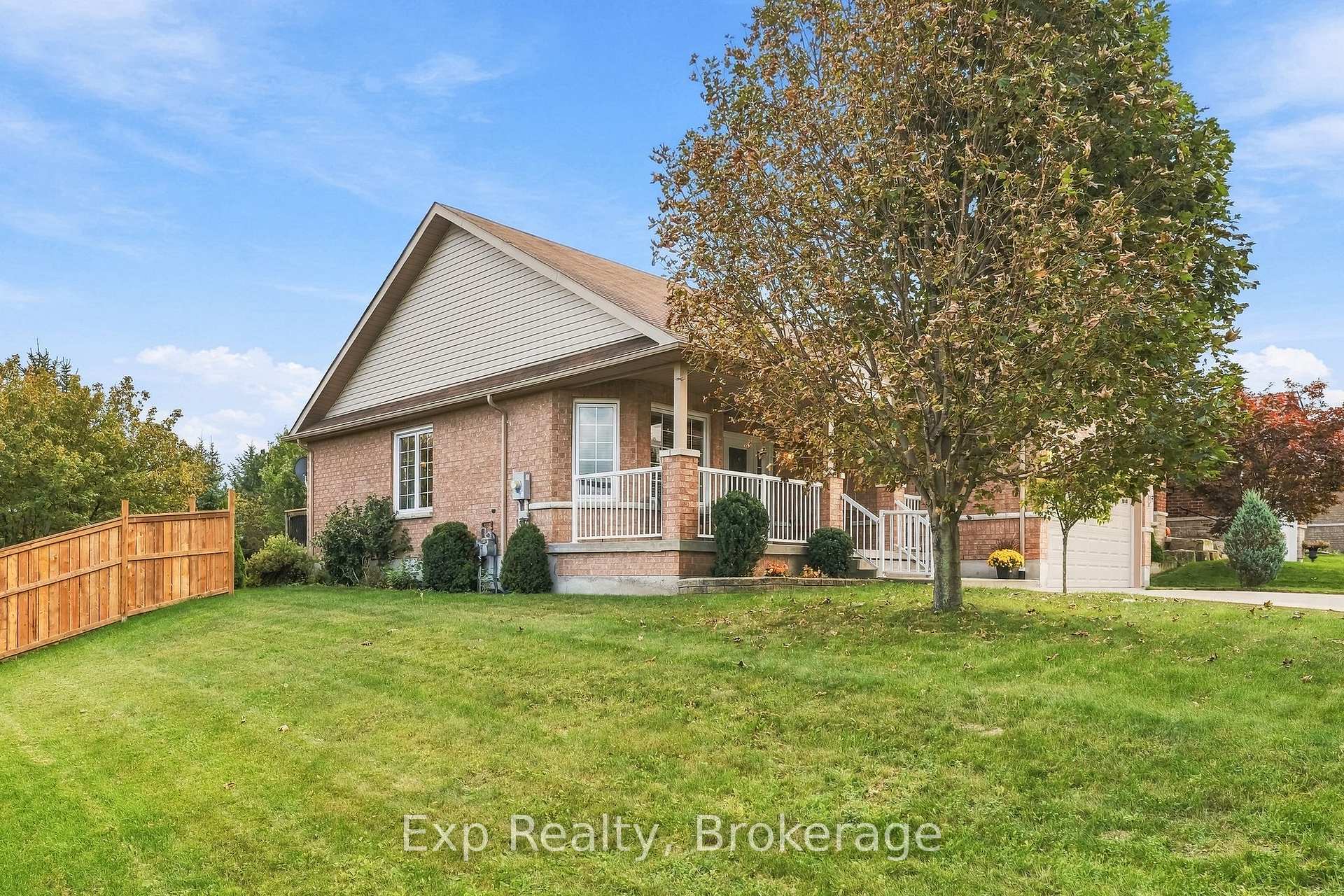 Photo 3 of 1266 Ashland Drive, Cobourg — HOMEH