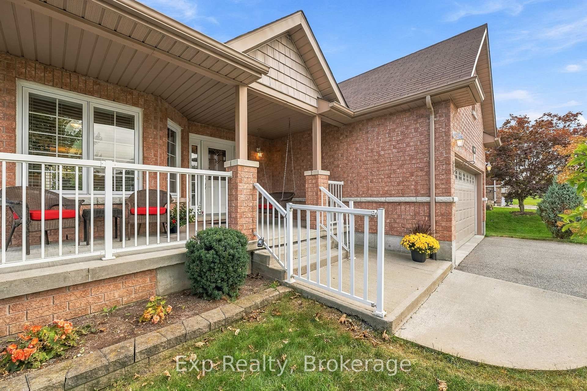 Photo 5 of 1266 Ashland Drive, Cobourg — HOMEH