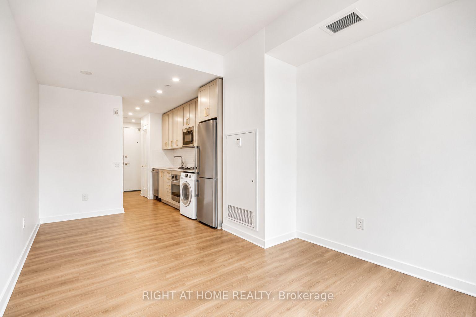 Photo 8 of Unit Unit #312, 60 Springhurst Avenue, Ottawa, Ottawa East — HOMEH