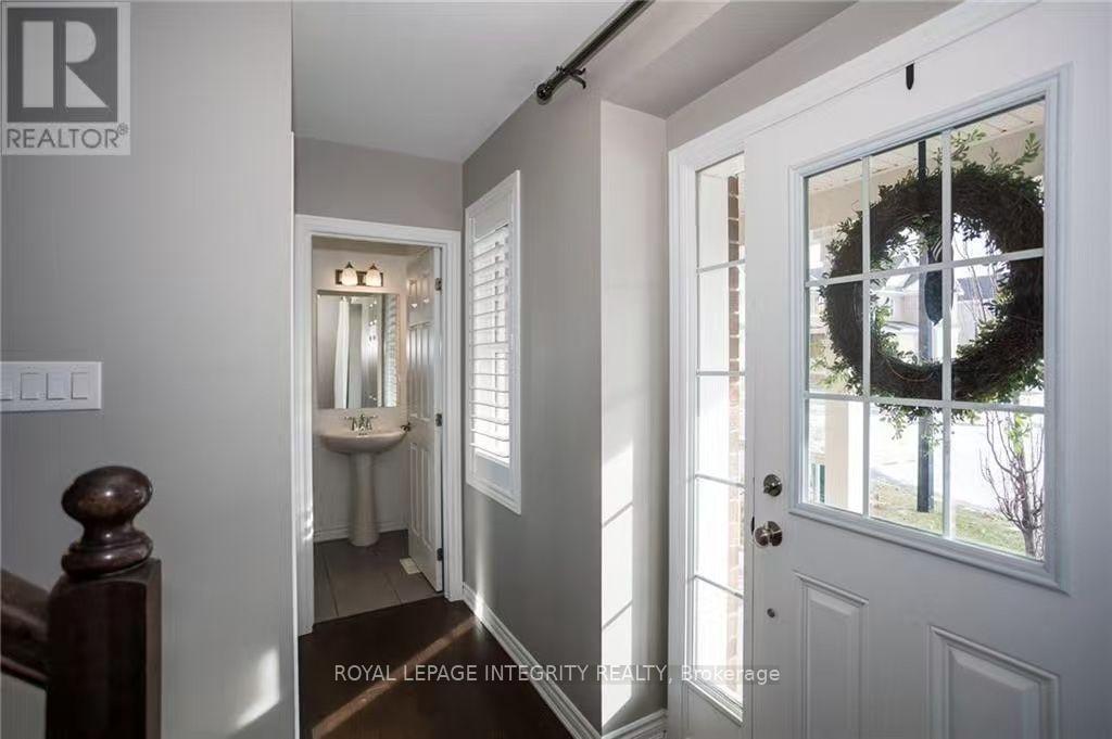 Photo 4 of 178 Flowing Creek Circle, Ottawa, Kanata - Emerald Meadows/Trailwest — HOMEH