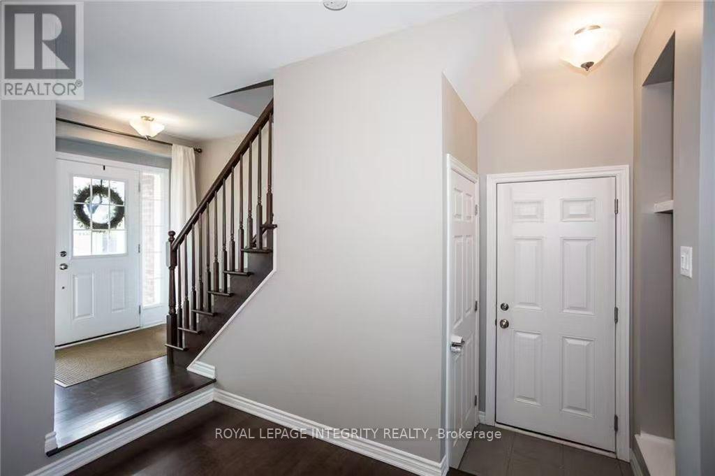 Photo 6 of 178 Flowing Creek Circle, Ottawa, Kanata - Emerald Meadows/Trailwest — HOMEH
