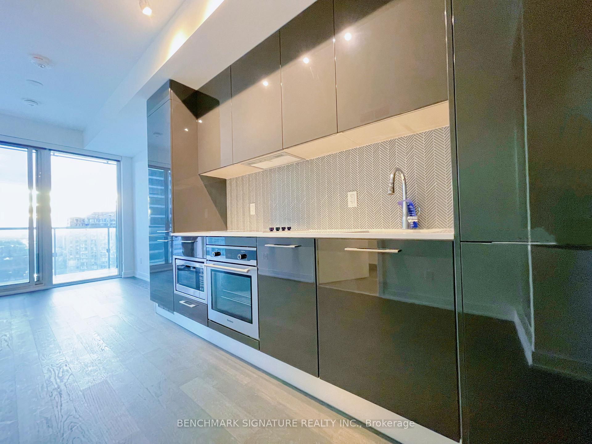 Photo 3 of Unit 2711, 3 Gloucester Street, Toronto, Church-Yonge Corridor — HOMEH