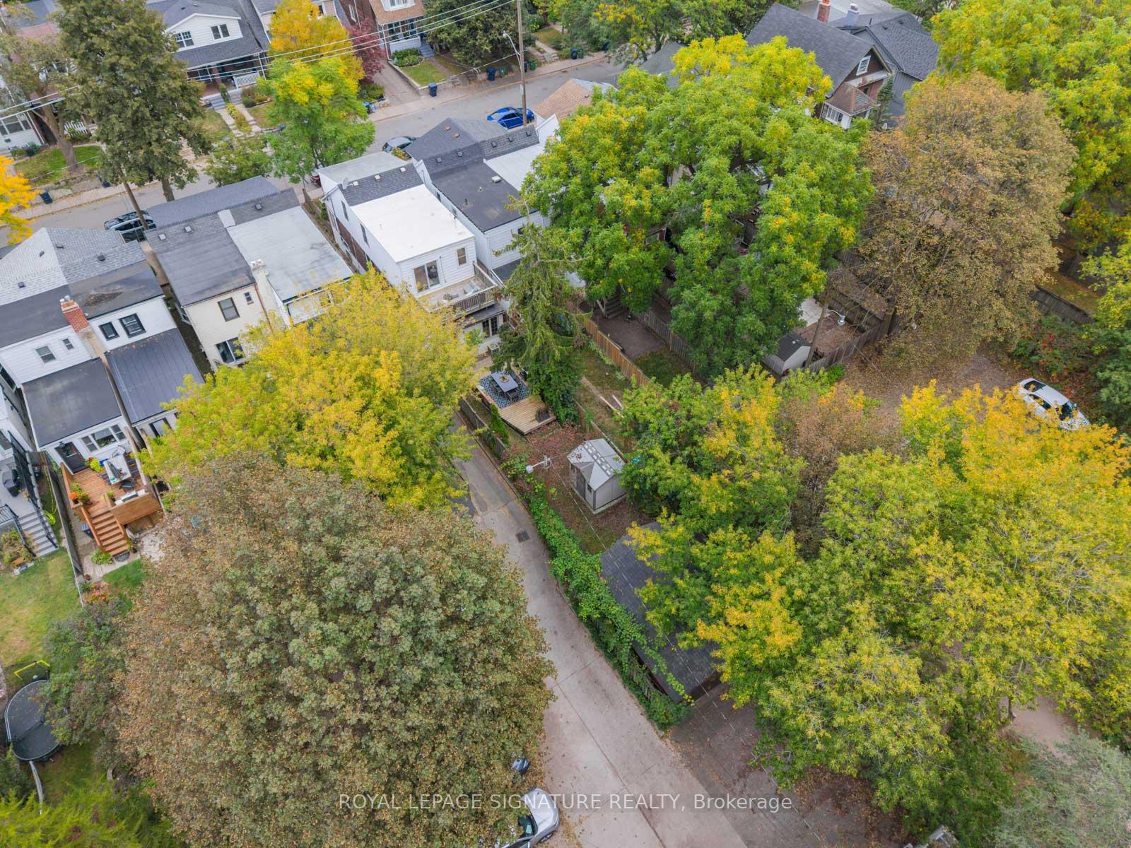 Photo 36 of 30 Lawlor Avenue, Toronto, East End-Danforth — HOMEH