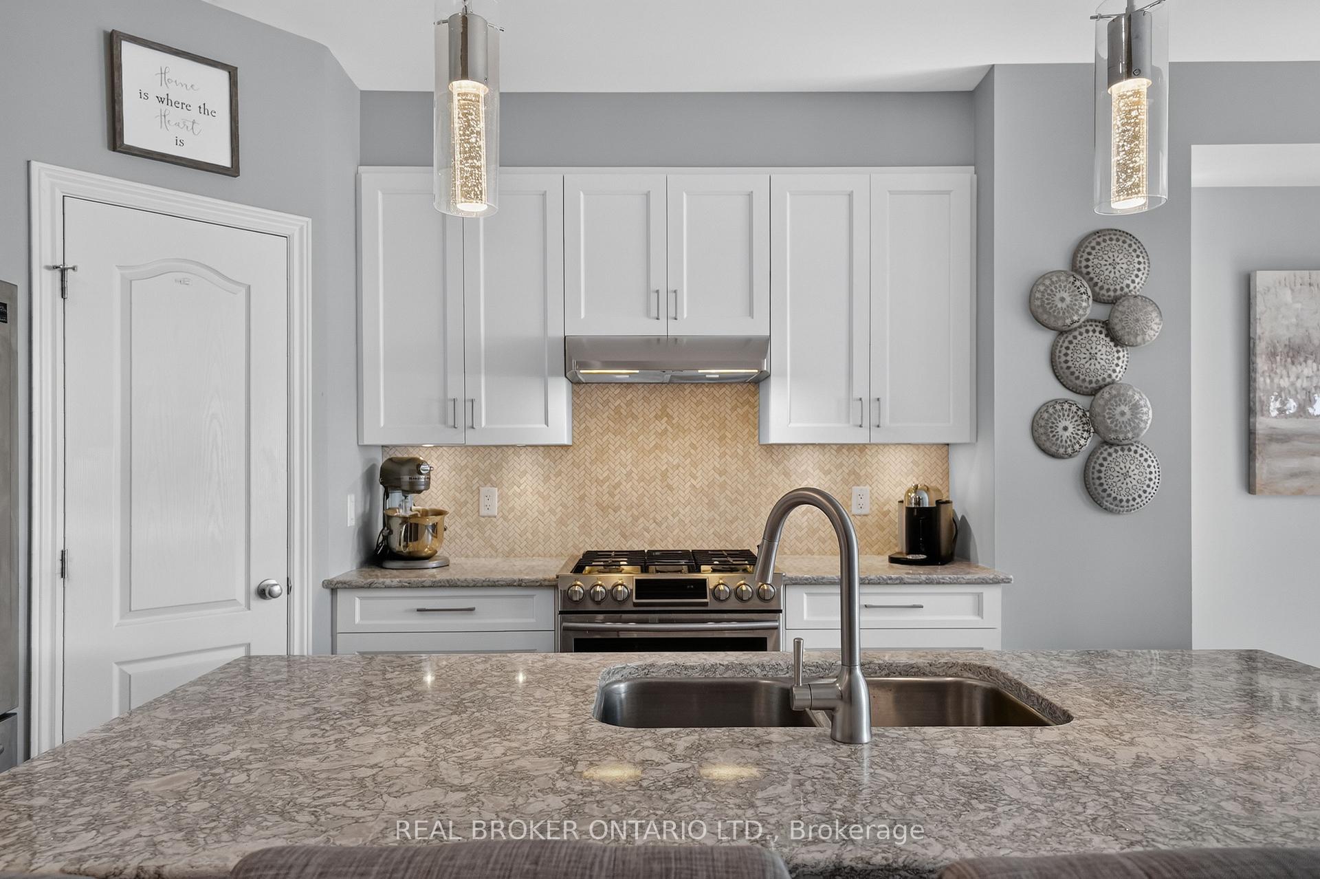 Photo 10 of 609 Egret Way, Ottawa, Barrhaven - Half Moon Bay — HOMEH