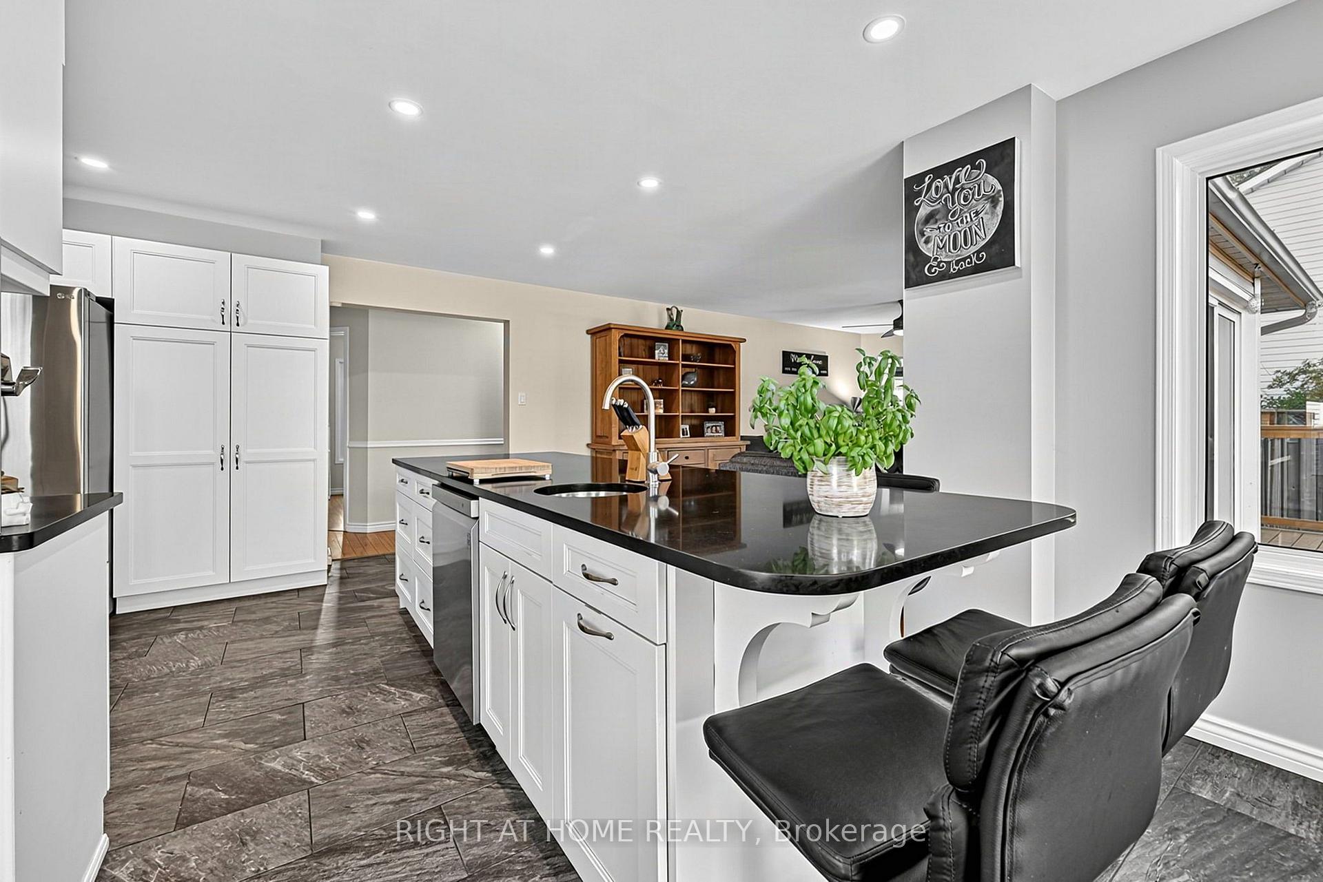 Photo 10 of 44 Edenbridge Drive, Essa, Angus — HOMEH