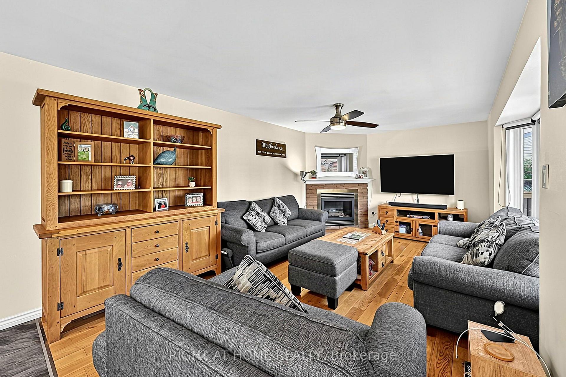 Photo 13 of 44 Edenbridge Drive, Essa, Angus — HOMEH