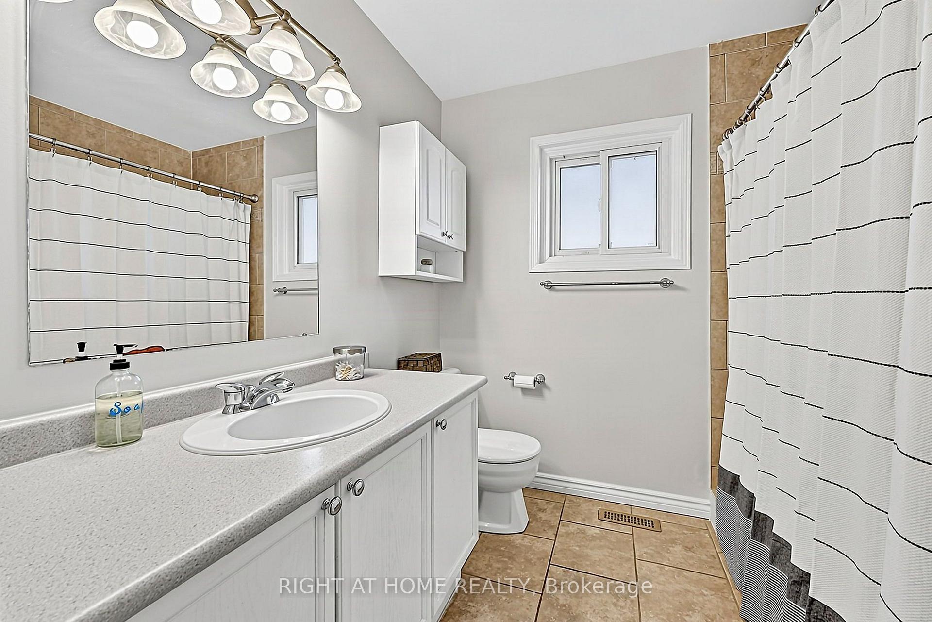Photo 26 of 44 Edenbridge Drive, Essa, Angus — HOMEH