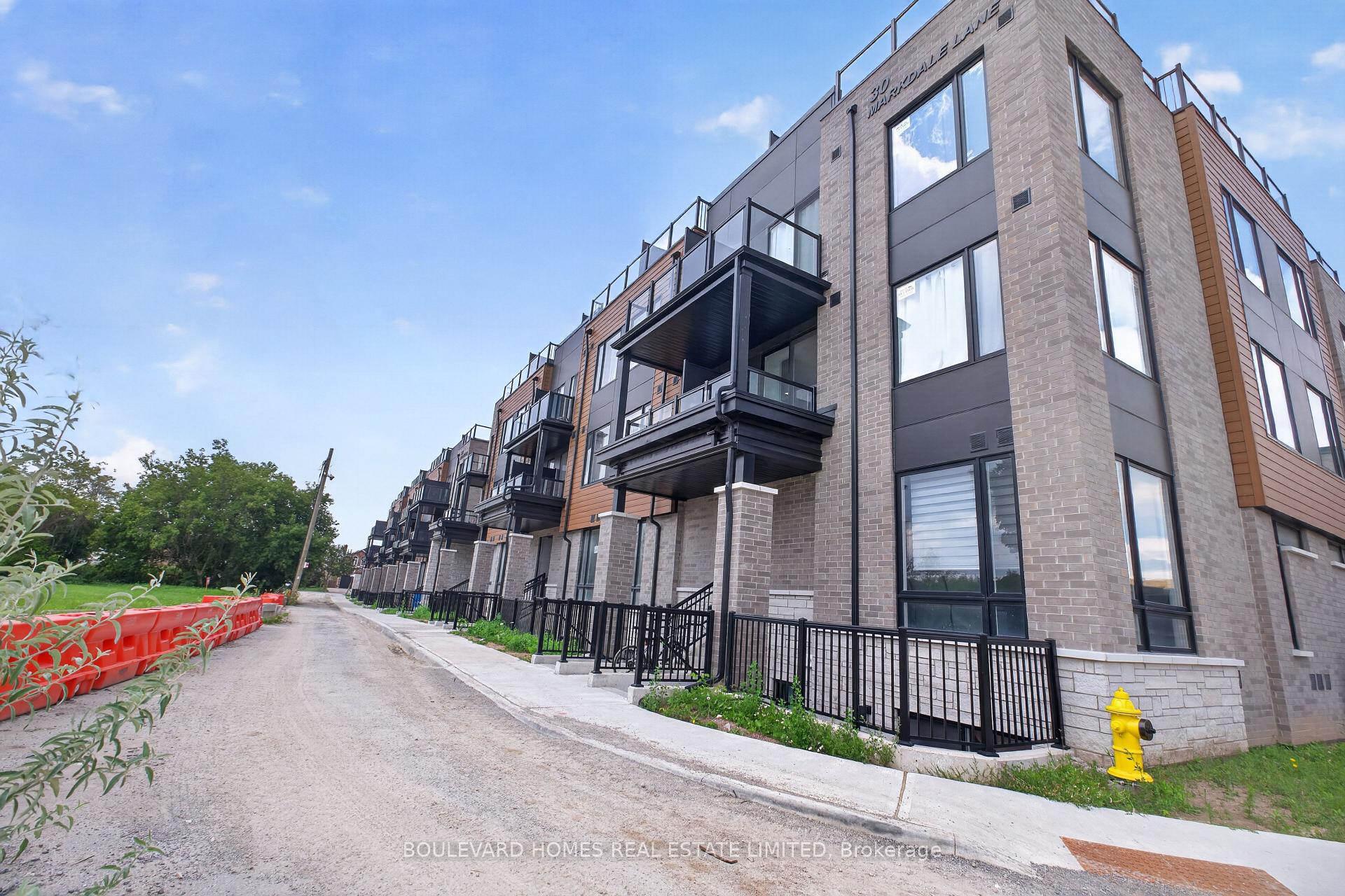 Photo 3 of Unit 13, 30 Markdale Lane, Markham, Middlefield — HOMEH