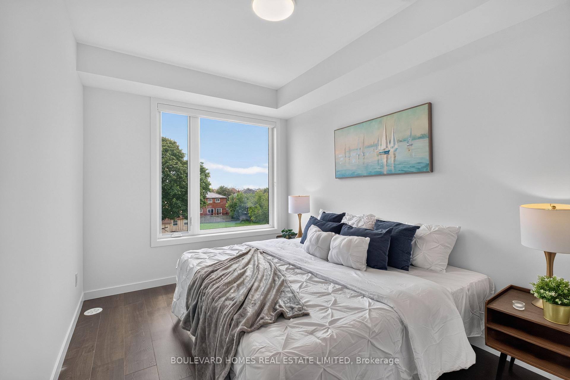 Photo 23 of Unit 13, 30 Markdale Lane, Markham, Middlefield — HOMEH