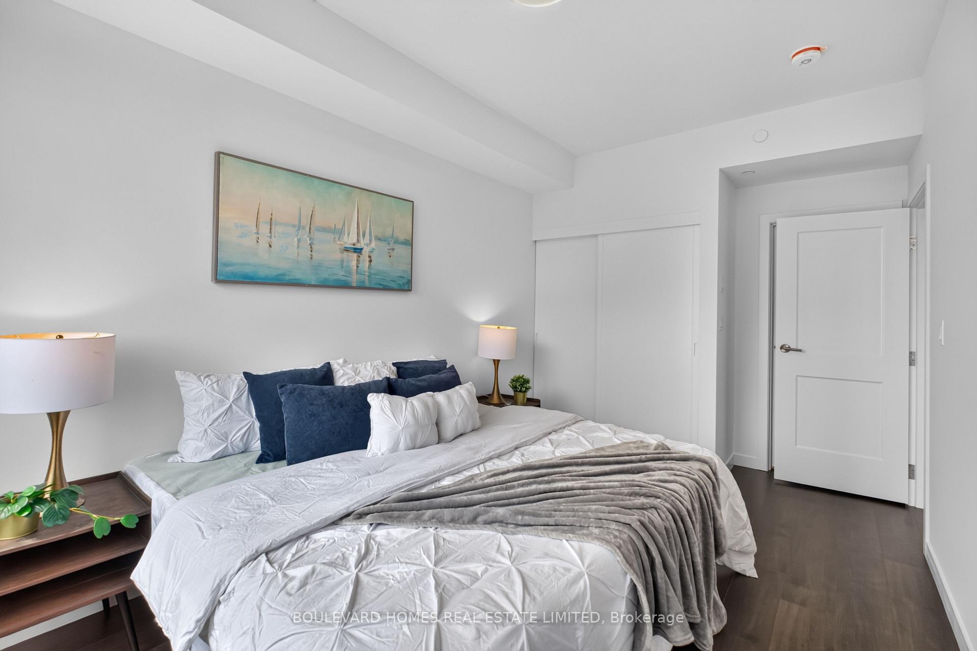 Photo 24 of Unit 13, 30 Markdale Lane, Markham, Middlefield — HOMEH