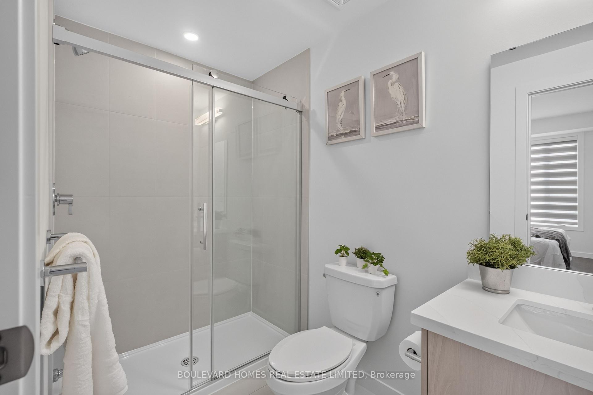 Photo 30 of Unit 13, 30 Markdale Lane, Markham, Middlefield — HOMEH