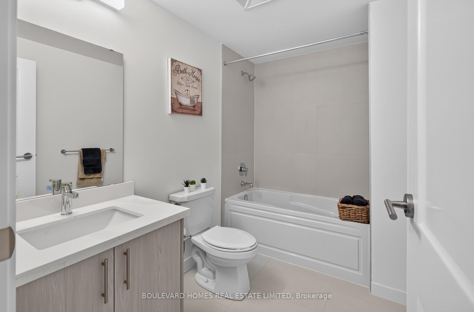 Photo 31 of Unit 13, 30 Markdale Lane, Markham, Middlefield — HOMEH