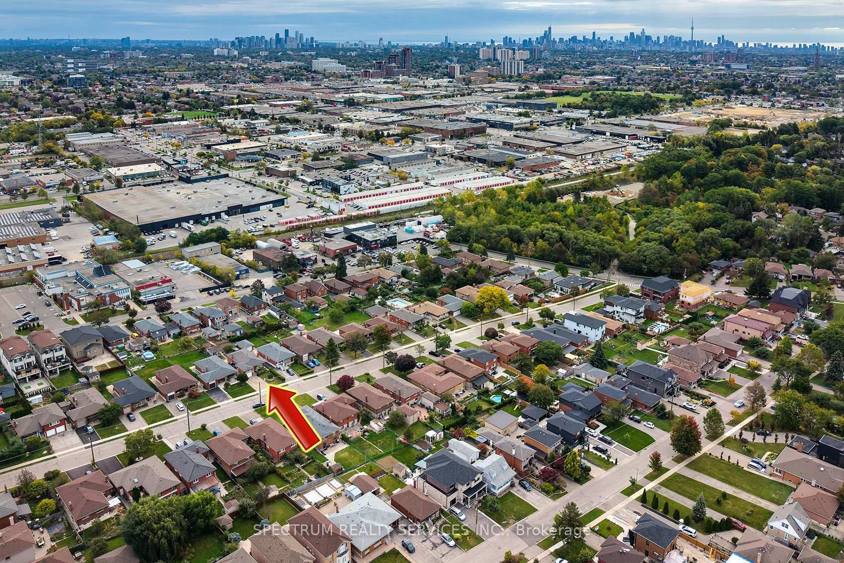 Photo 2 of 37 Jocada Road, North York, Maple Leaf — HOMEH
