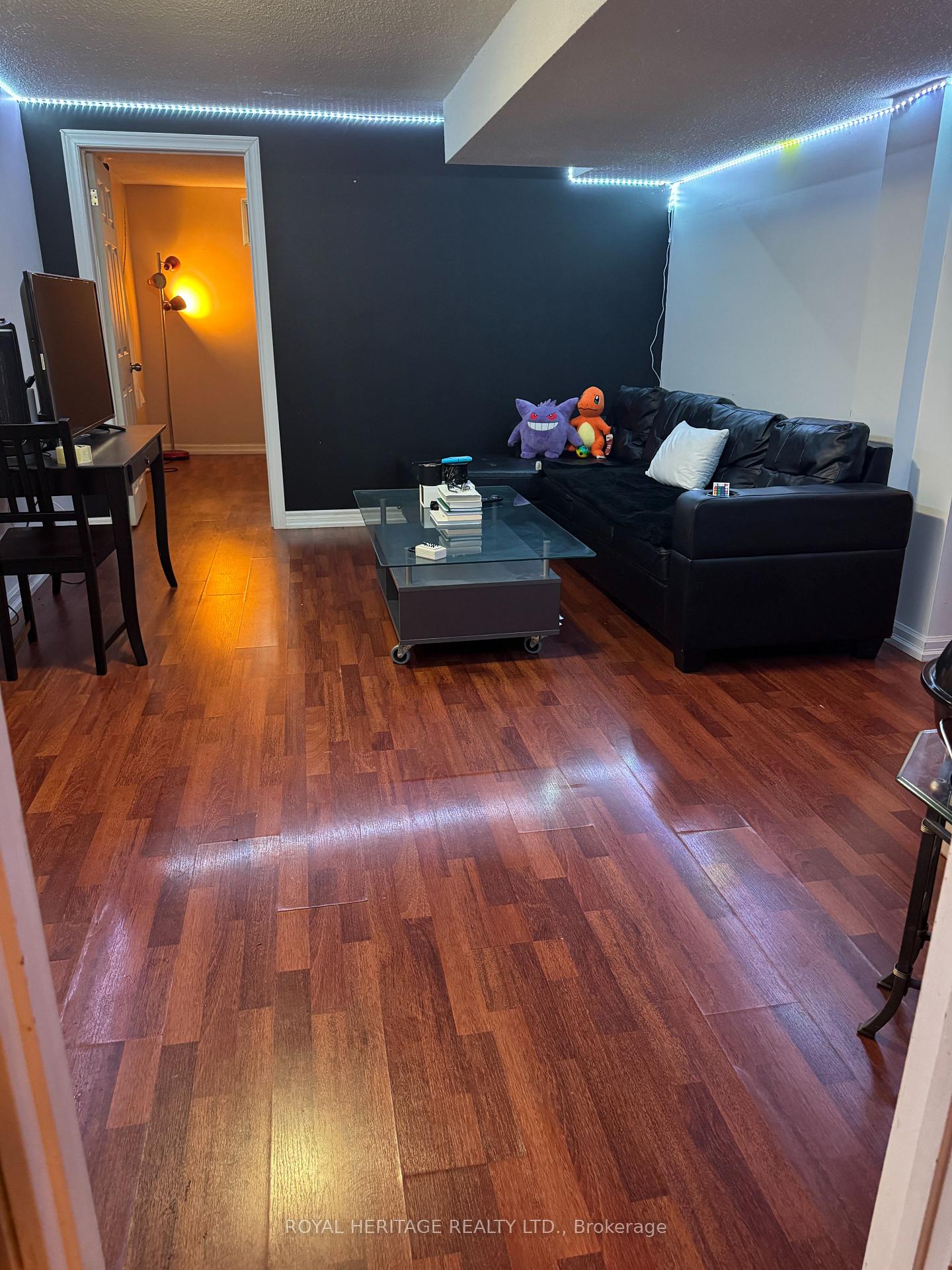 Photo 3 of Unit BSMT, 586 Creekview Circle, Pickering, West Shore — HOMEH