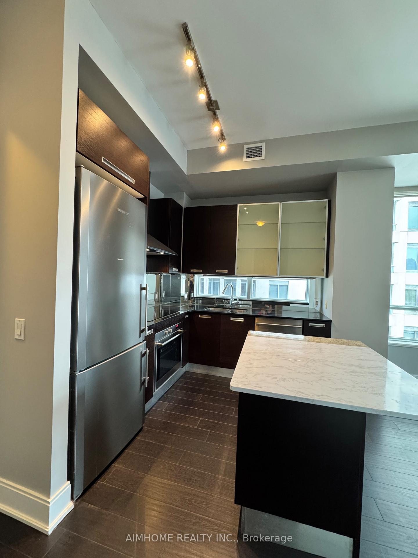 Photo 11 of Unit 1801, 21 Balmuto Street, Toronto, Bay Street Corridor — HOMEH