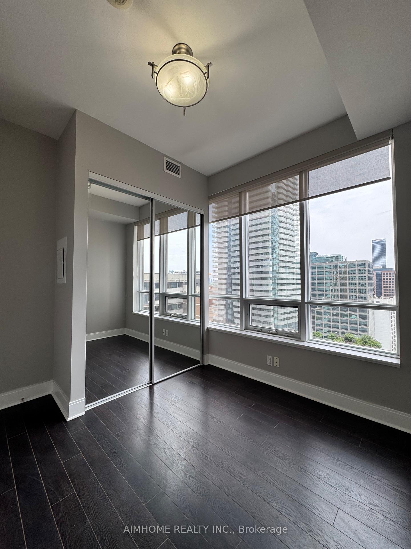 Photo 32 of Unit 1801, 21 Balmuto Street, Toronto, Bay Street Corridor — HOMEH