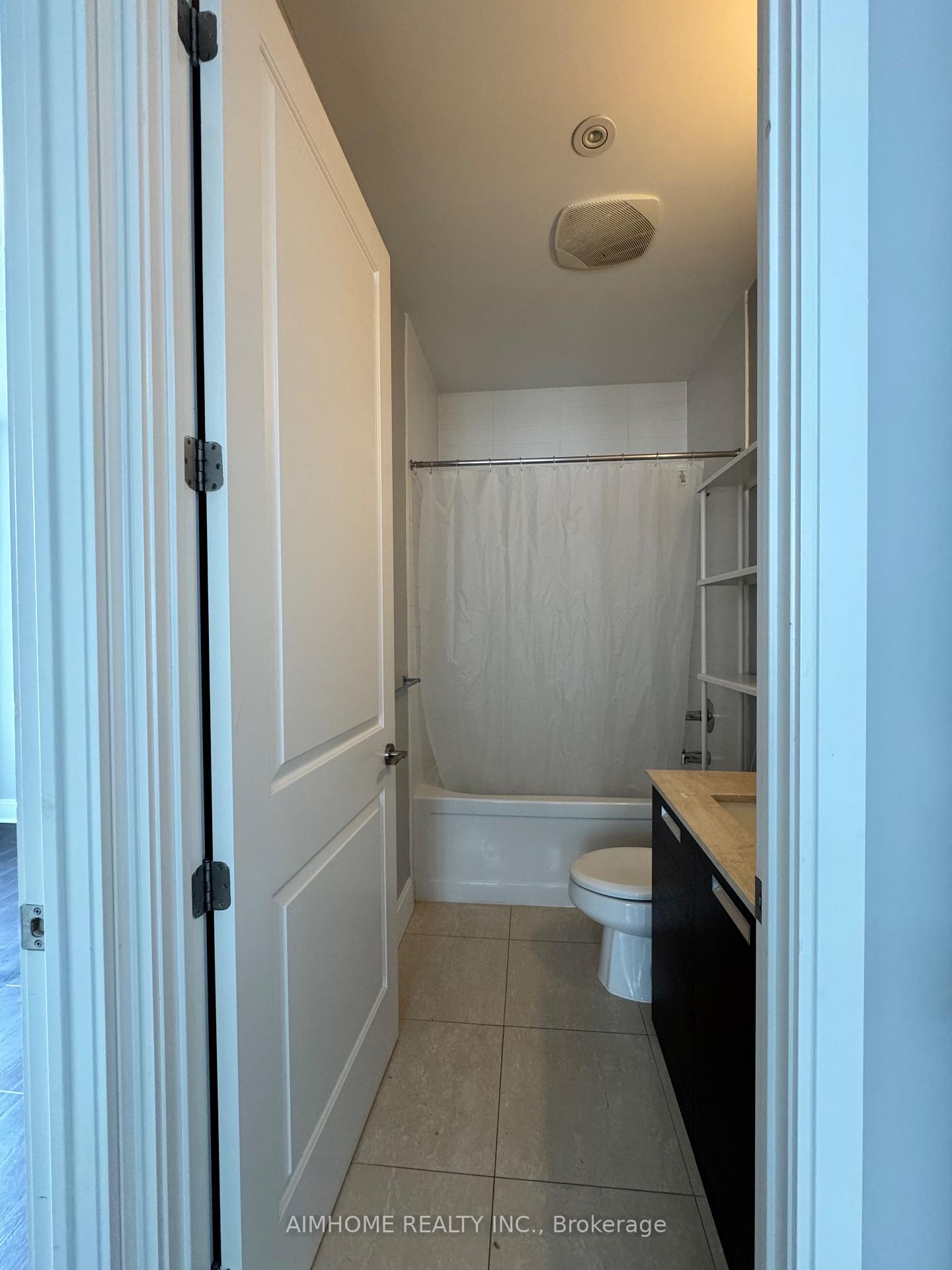 Photo 34 of Unit 1801, 21 Balmuto Street, Toronto, Bay Street Corridor — HOMEH