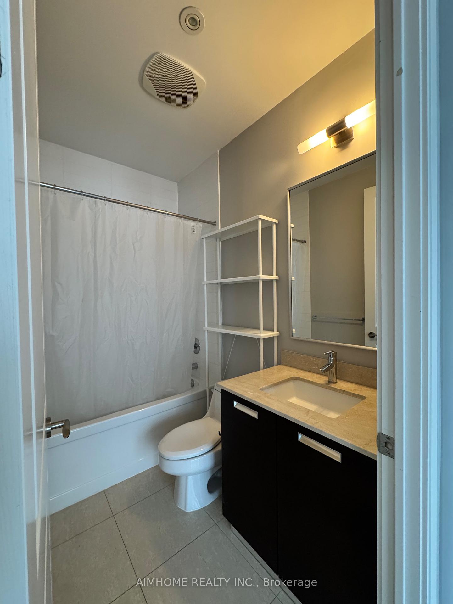 Photo 33 of Unit 1801, 21 Balmuto Street, Toronto, Bay Street Corridor — HOMEH