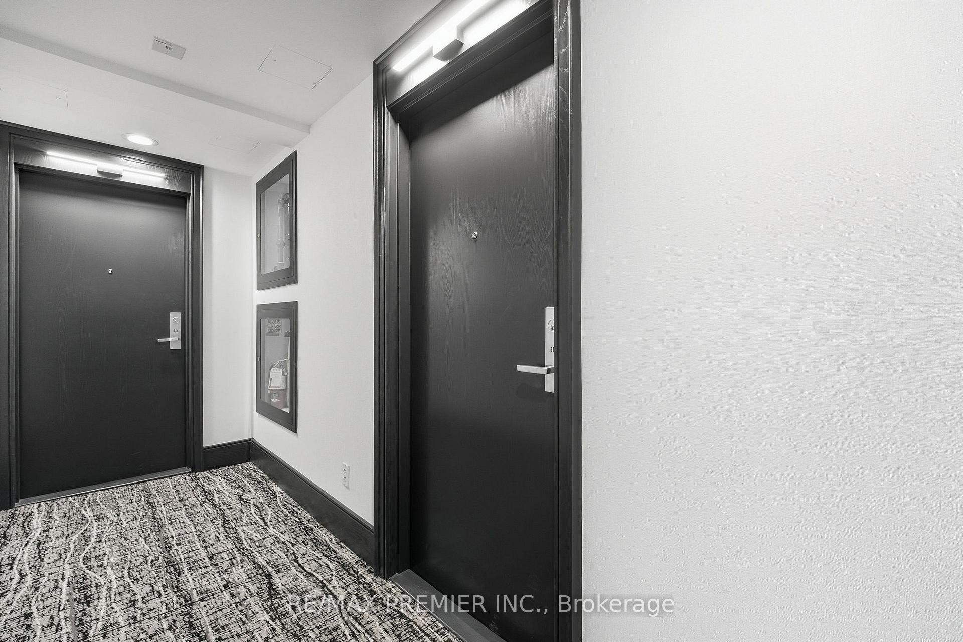Photo 3 of Unit 312, 438 King Street W, Toronto, Waterfront Communities — HOMEH