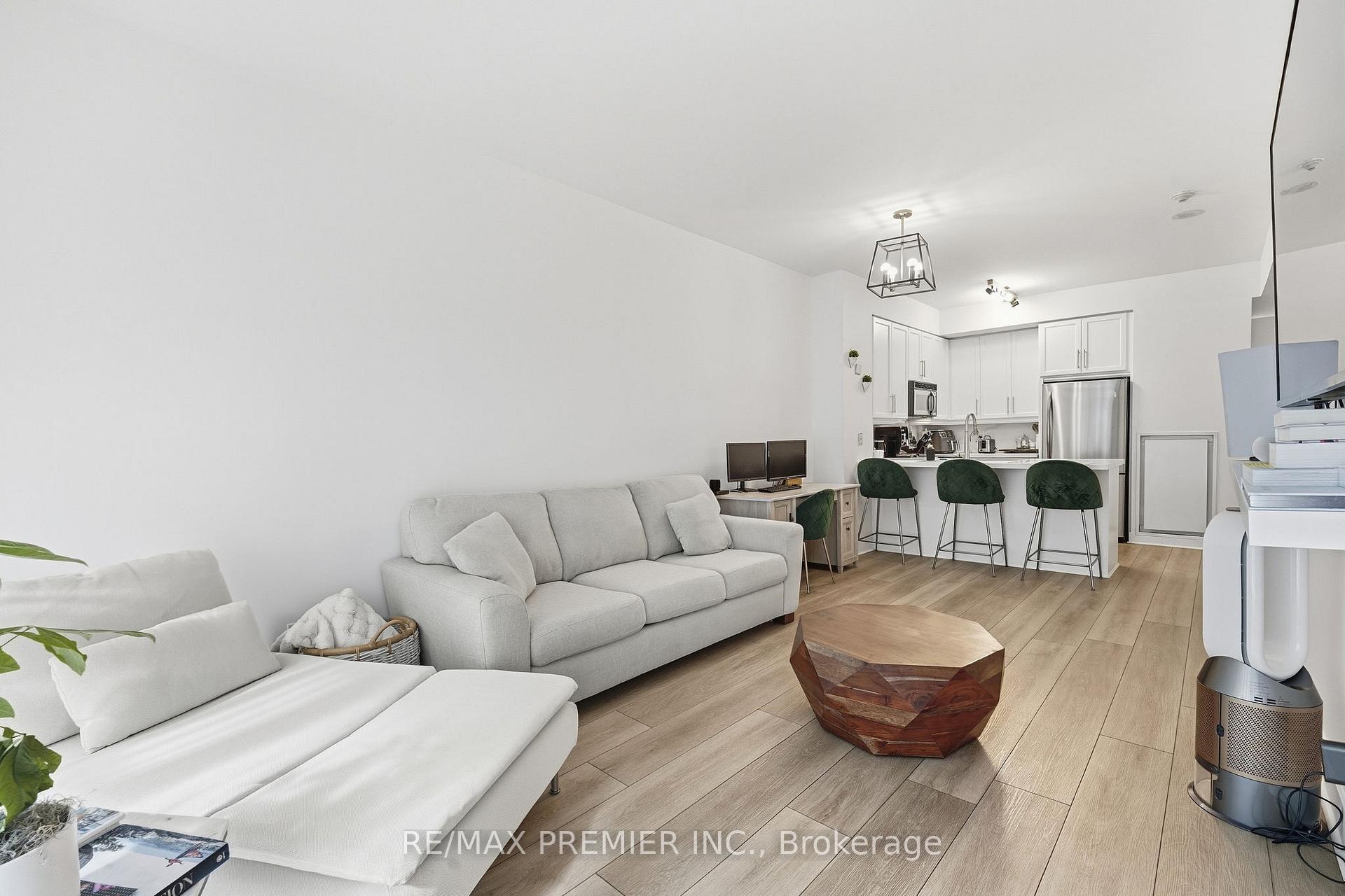 Photo 11 of Unit 312, 438 King Street W, Toronto, Waterfront Communities — HOMEH