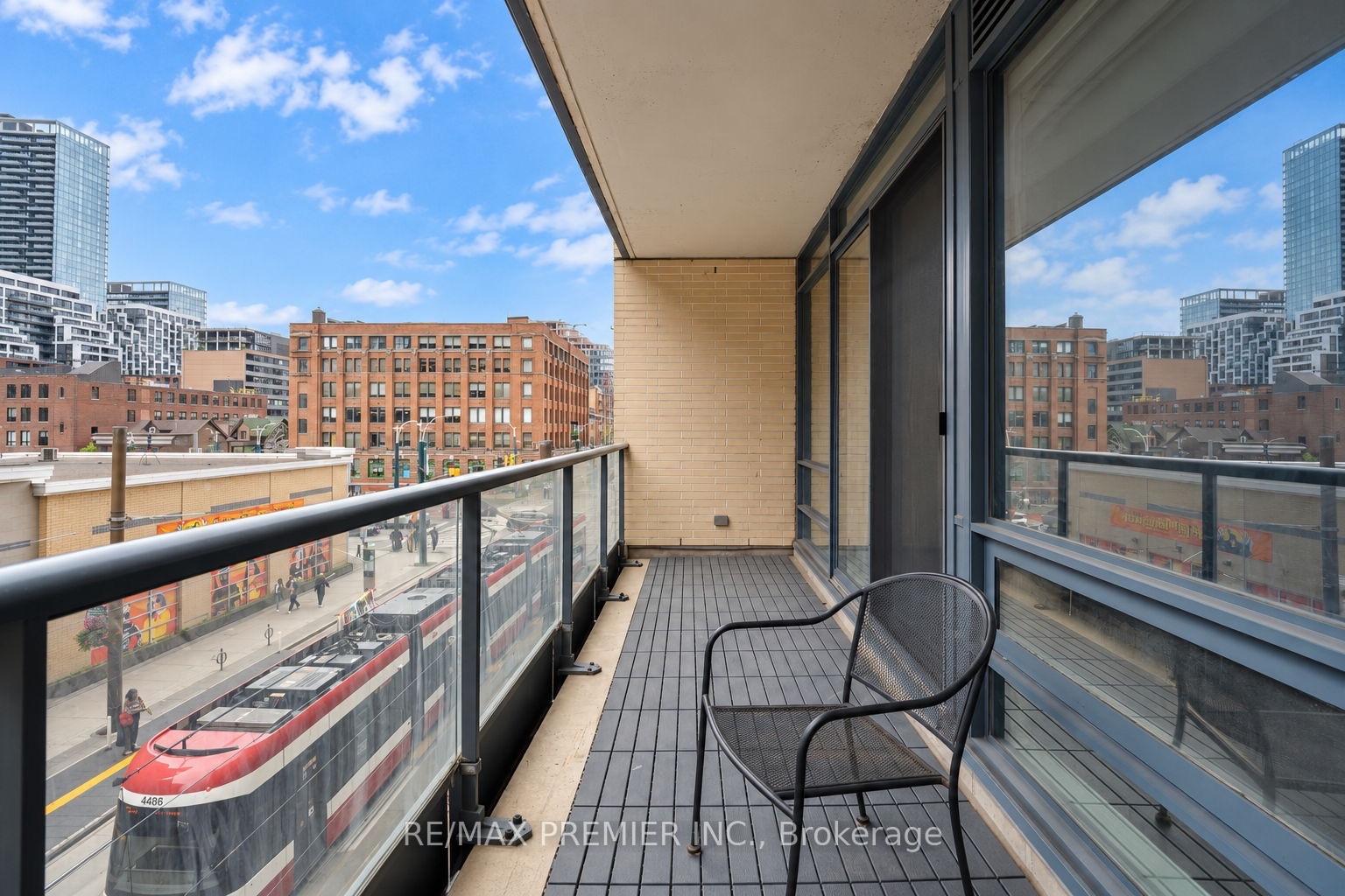 Photo 17 of Unit 312, 438 King Street W, Toronto, Waterfront Communities — HOMEH