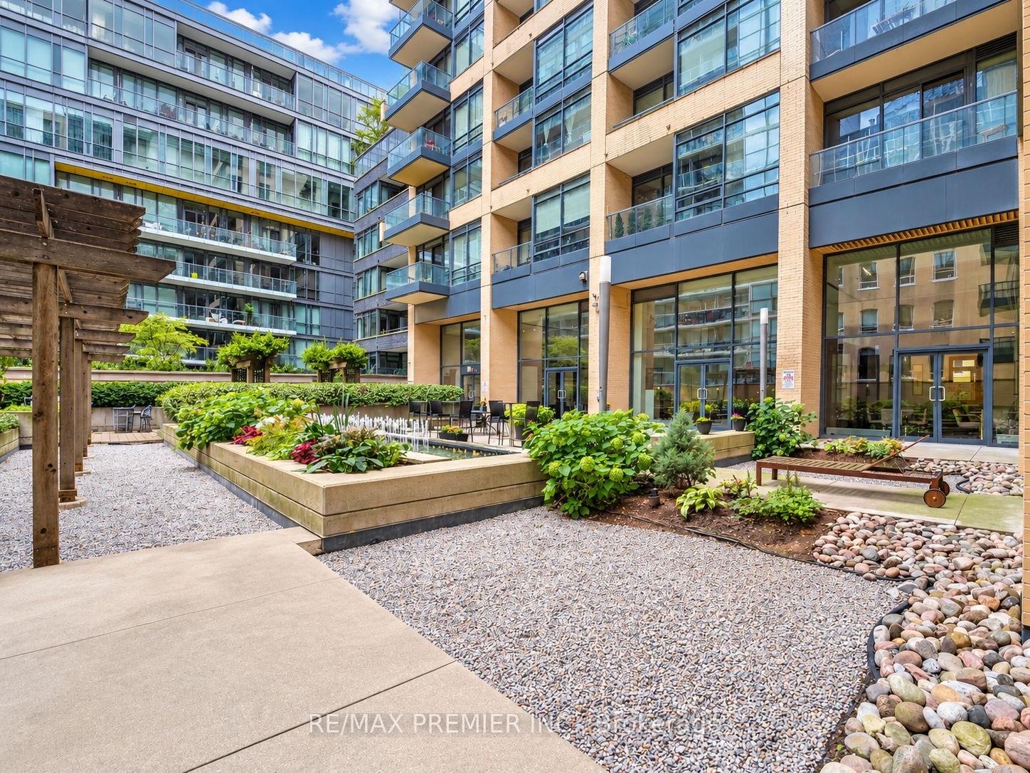 Photo 22 of Unit 312, 438 King Street W, Toronto, Waterfront Communities — HOMEH