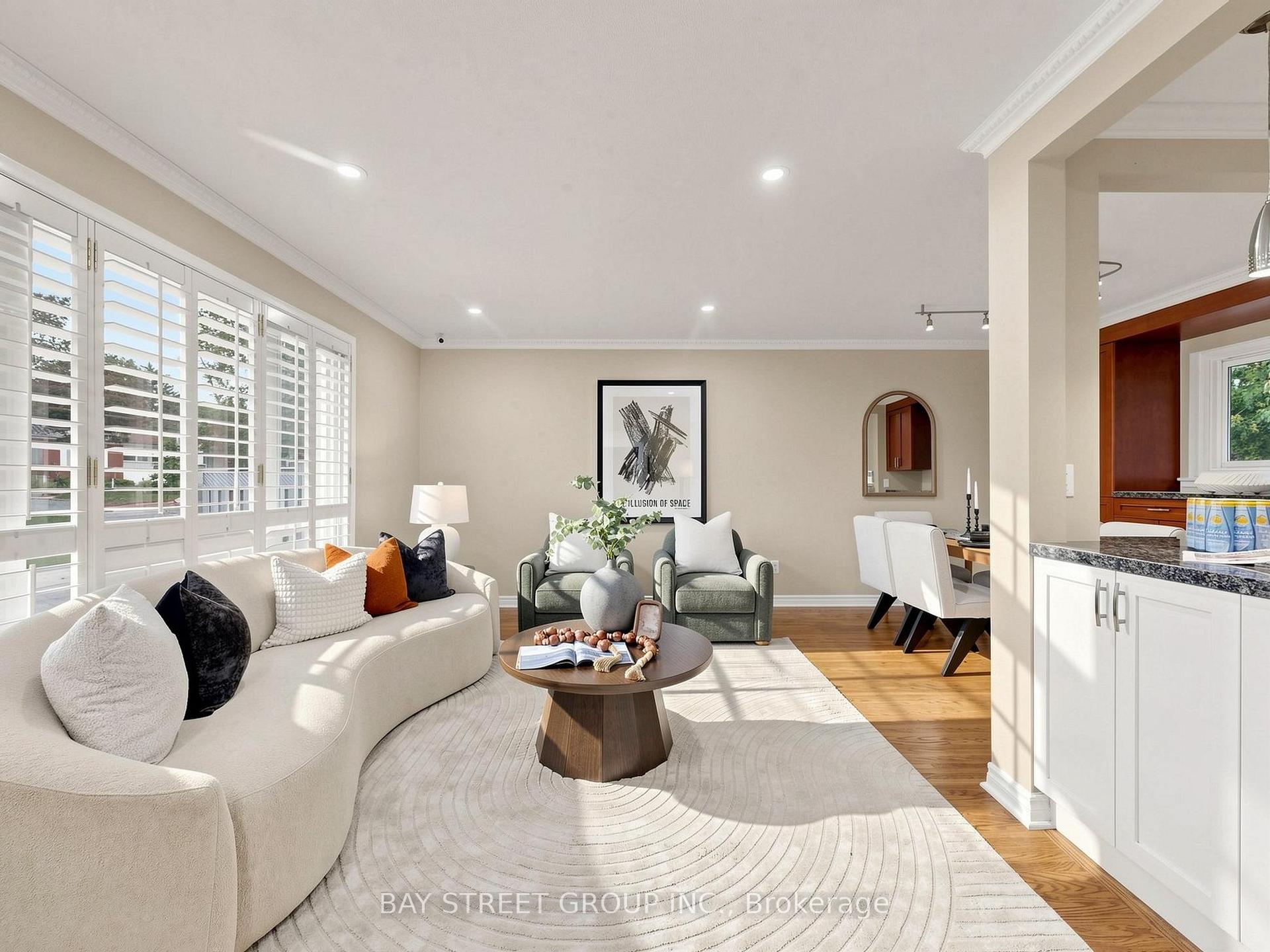 Photo 7 of 1 Lesgay Crescent, North York, Don Valley Village — HOMEH