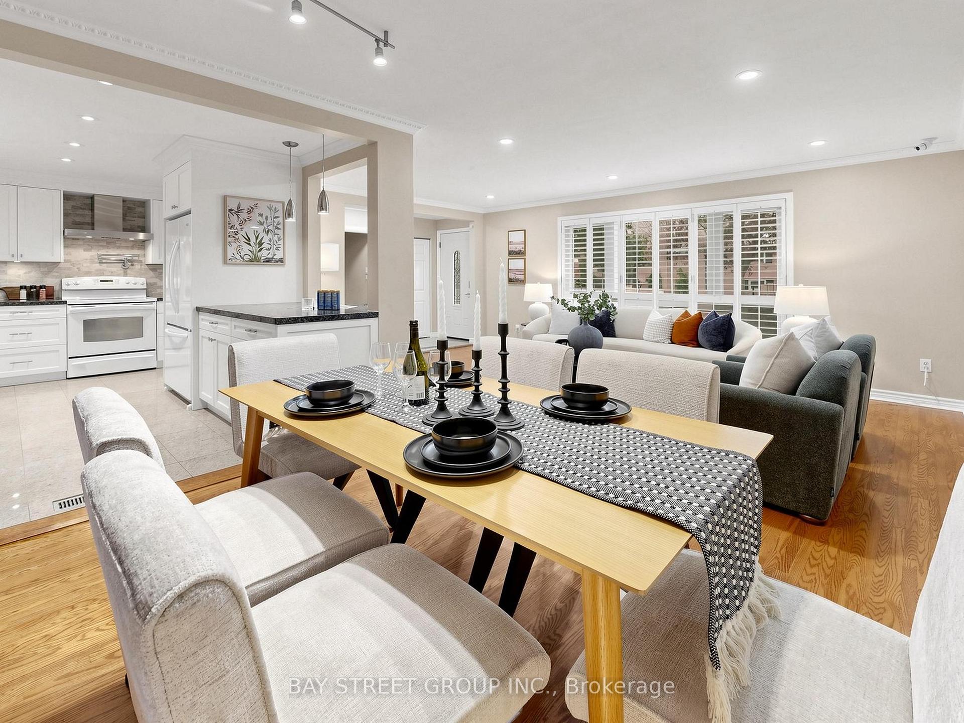 Photo 9 of 1 Lesgay Crescent, North York, Don Valley Village — HOMEH