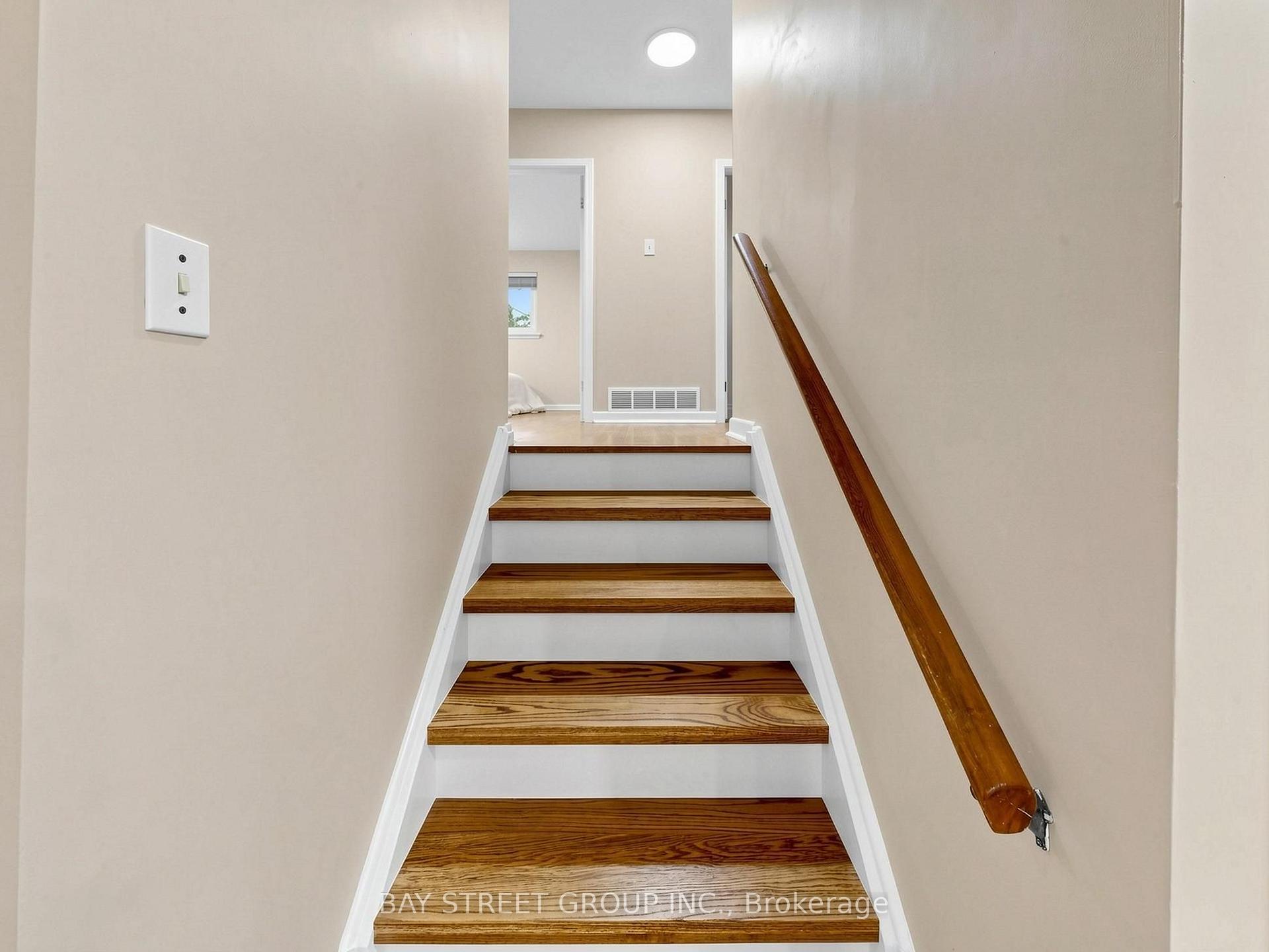 Photo 16 of 1 Lesgay Crescent, North York, Don Valley Village — HOMEH