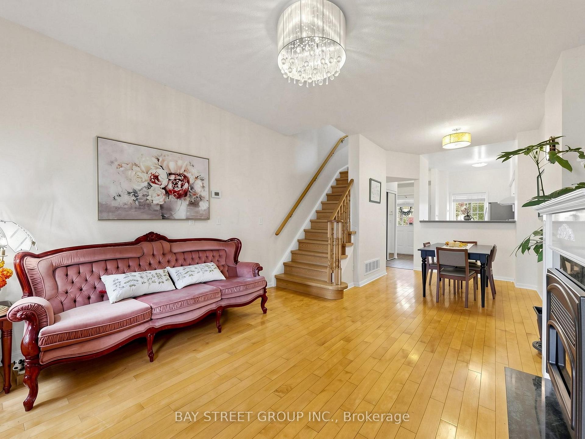 Photo 6 of Unit 2, 4 St Moritz Way, Markham, Unionville — HOMEH