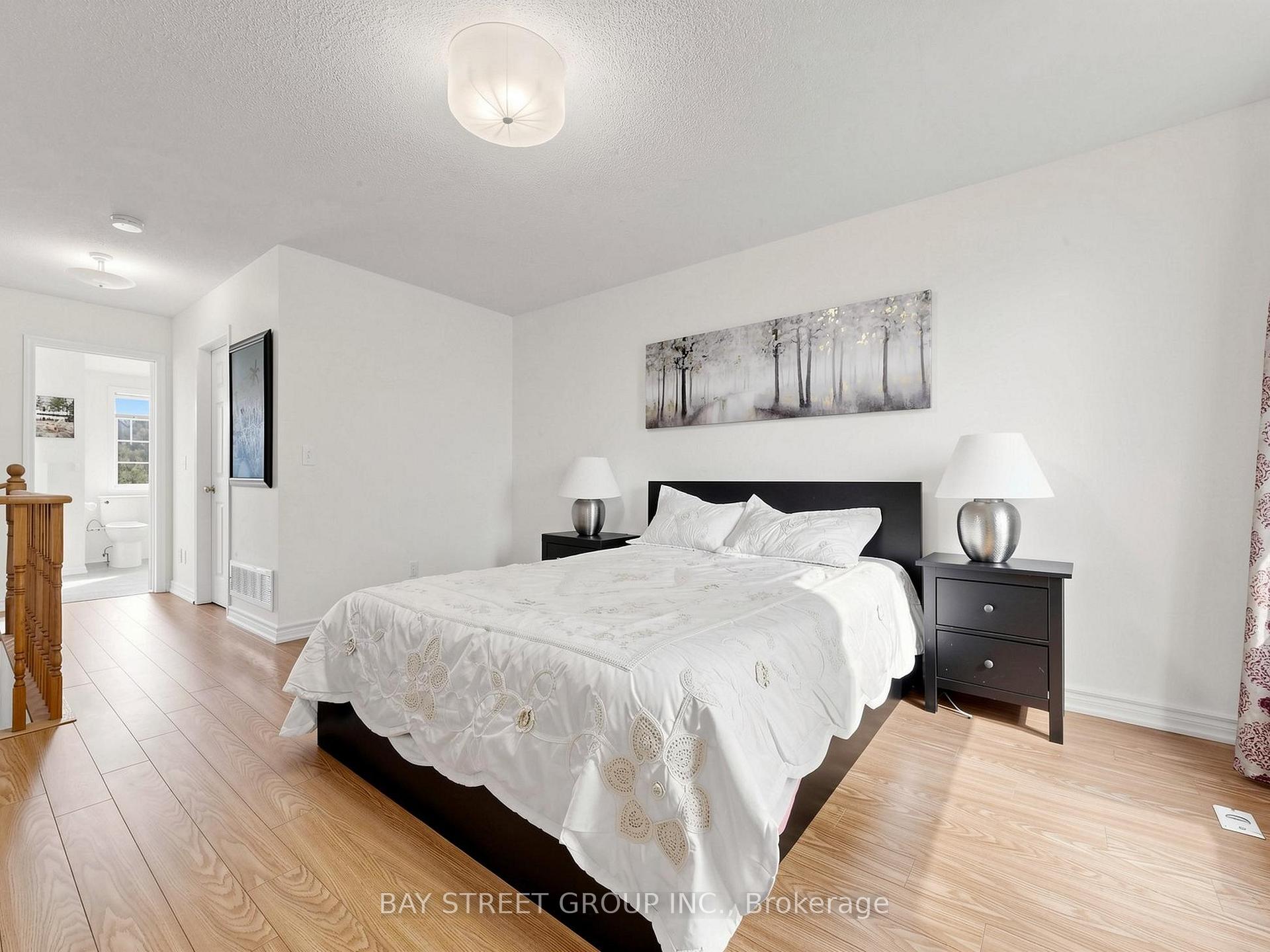 Photo 18 of Unit 2, 4 St Moritz Way, Markham, Unionville — HOMEH