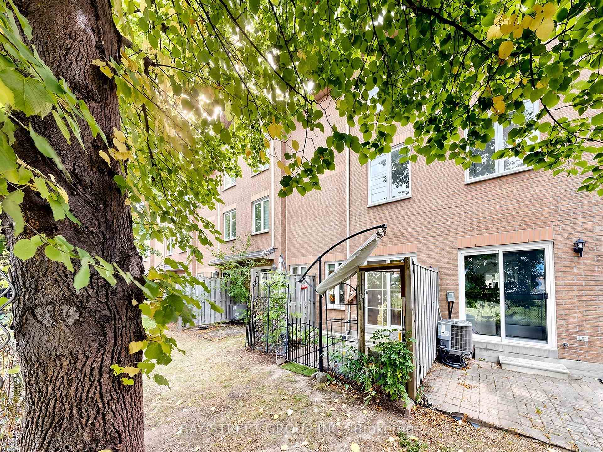 Photo 29 of Unit 2, 4 St Moritz Way, Markham, Unionville — HOMEH