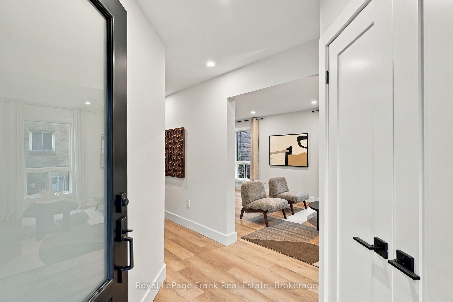 Photo 4 of 10 Delaney Drive, Ajax, Central West — HOMEH