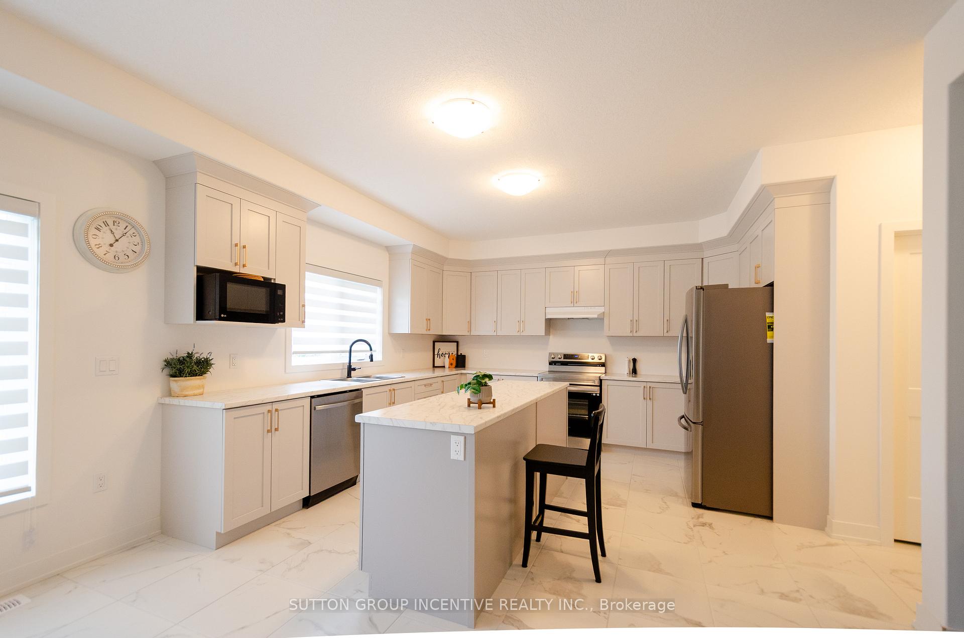 Photo 13 of 70 Shipley Avenue, Collingwood — HOMEH