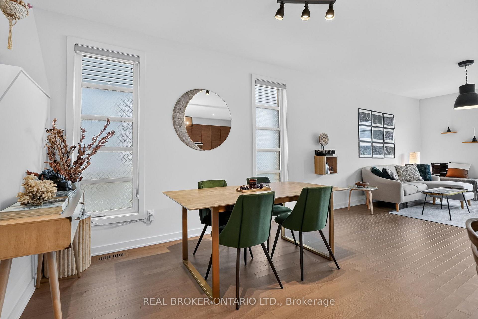 Photo 17 of 1071 Lunar Glow Crescent, Ottawa, Riverside South/Gloucester Glen — HOMEH